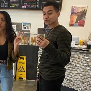 Meet your Posher, Jonathan